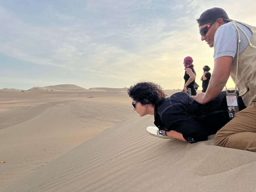Desde Ica o Huacachina: Sobrevuelo a las Líneas de Nazca y buggy en Huacachina